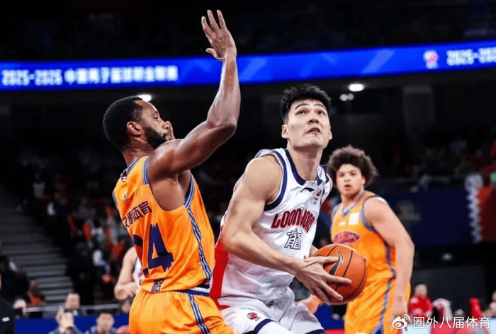 芒果体育在线登入-郭艾伦缺席,上海大胜广州!张镇麟9中1狂打铁,王哲林破万分大关|上海队|洛夫顿|浙江队|浙江男篮|上海男篮_新浪体育_新浪新闻