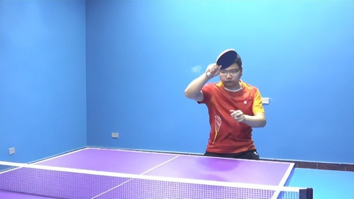 芒果体育官方网址-《全民学乒乓横拍篇》第37集：正手弧圈球与正手高吊|乒乓球|拉球|波尔|摩擦|球拍_新浪体育_新浪新闻