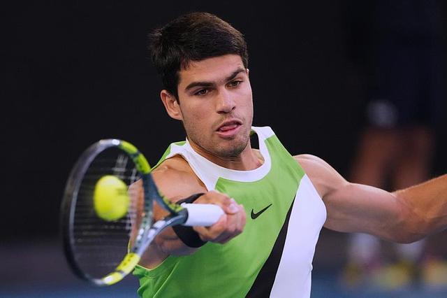 芒果体育在线登入-首夺澳网男单冠军 阿尔卡拉斯达成“全满贯”